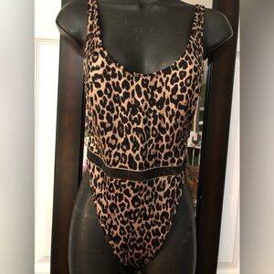 Victoria’s Secret ￼Leopard 🐆 swimsuit /￼ Bodysuit￼